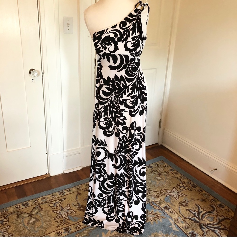 One shoulder maxi dress in black and white